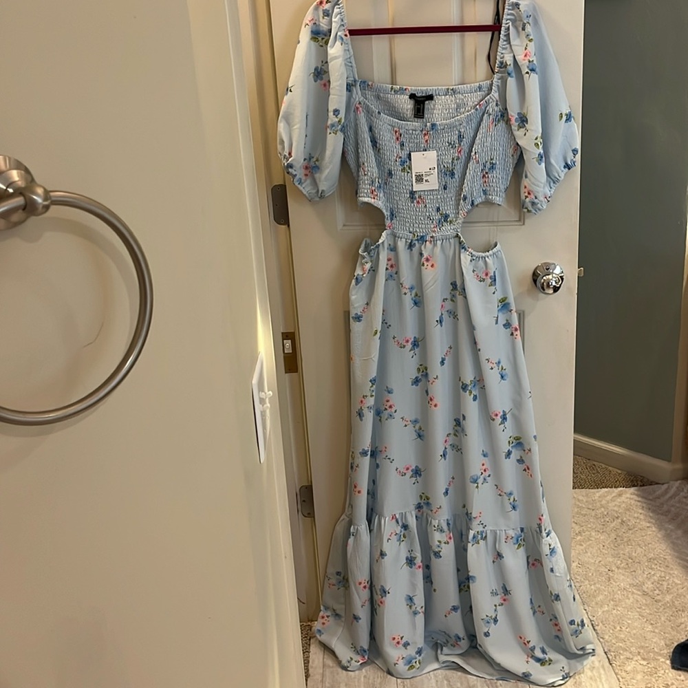 Forever 21 size XL light blue floral dress